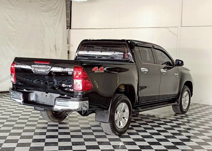 Used 6
                    TOYOTA
                     for Sale Image