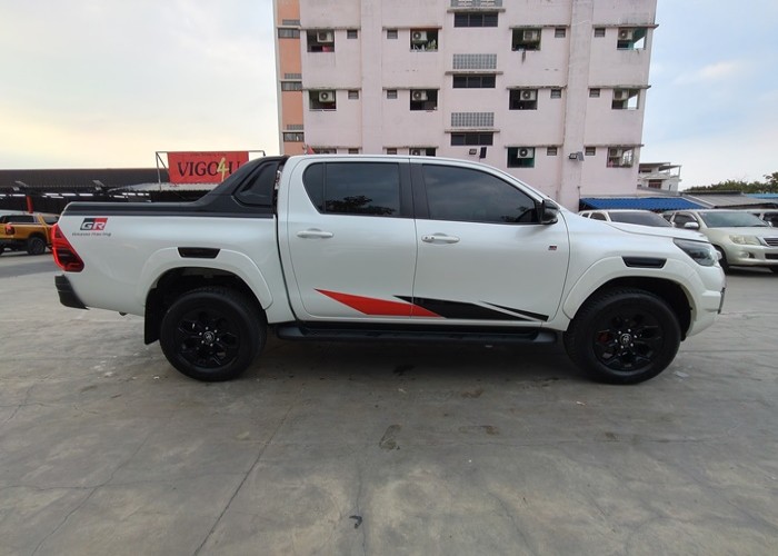 Used 7
                    TOYOTA
                     for Sale Image