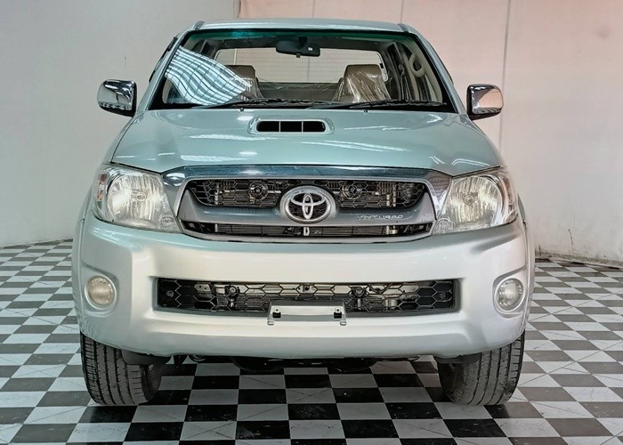 Used 11
                    TOYOTA
                     for Sale Image