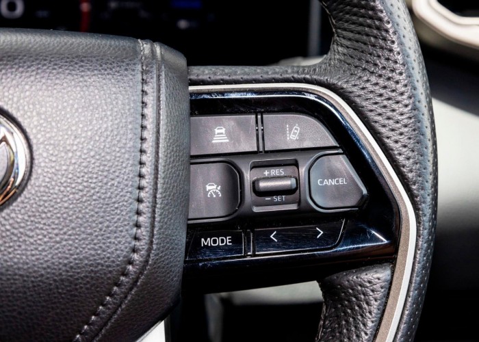 Used 1
                    TOYOTA
                     for Sale Image