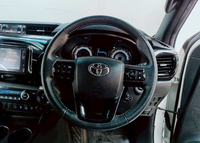 Used 5
                    TOYOTA
                     for Sale Image
