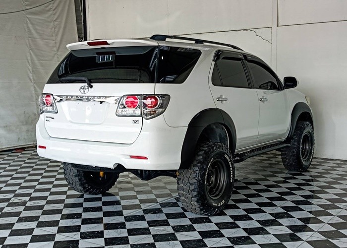 Used 4
                    TOYOTA
                     for Sale Image