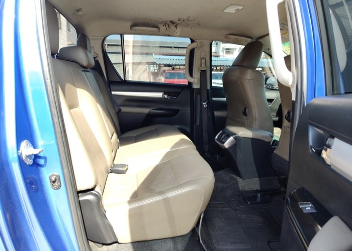 Used 7
                    TOYOTA
                     for Sale Image